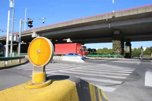 浦東警方聚焦交通三要素，依托道路設施優(yōu)化全力遏制交通事故